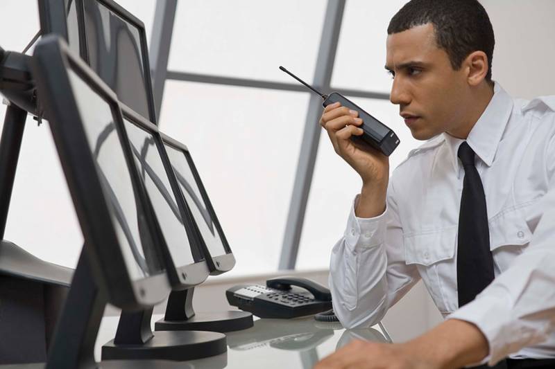 Surveillance de magasin à Hyères dans le Var 83